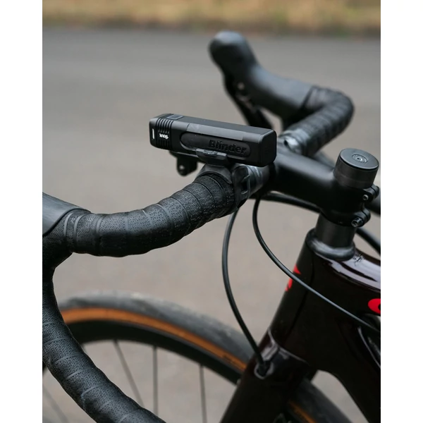 KNOG Blinder 900 első lámpa