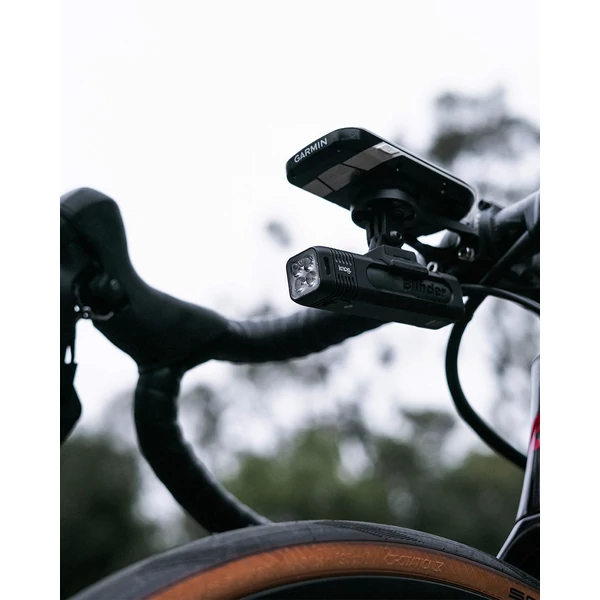 KNOG Blinder 900 első lámpa